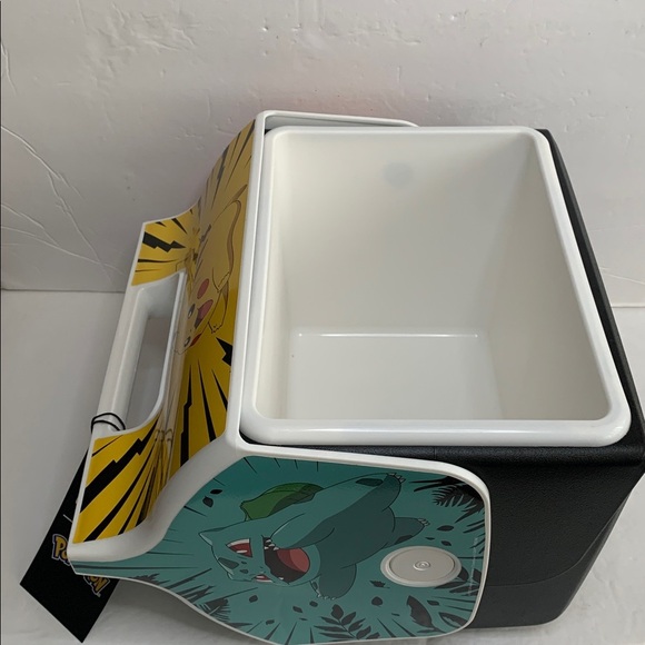 Pokémon Characters 7 Qt Igloo Playmate Cooler NWT - Picture 10 of 13